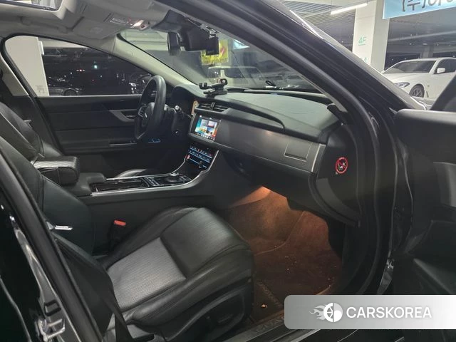 Jaguar XF (X260) id 4918927 из Кореи 8