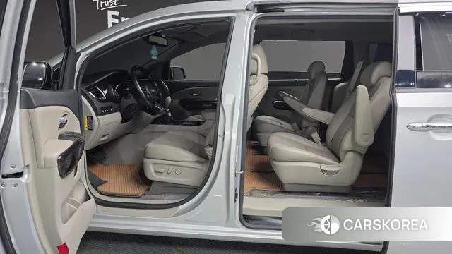 Kia The New Carnival id 3071613 из Кореи 8