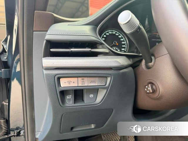 Genesis G80 (RG3) id 5013372 из Кореи 8