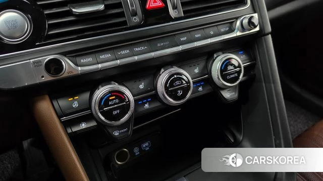 Genesis G70 id 4992738 из Кореи 8