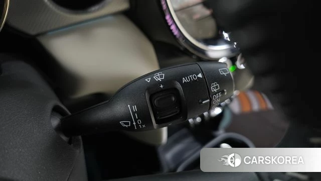 Mini Cooper Electric id 4958674 из Кореи 8