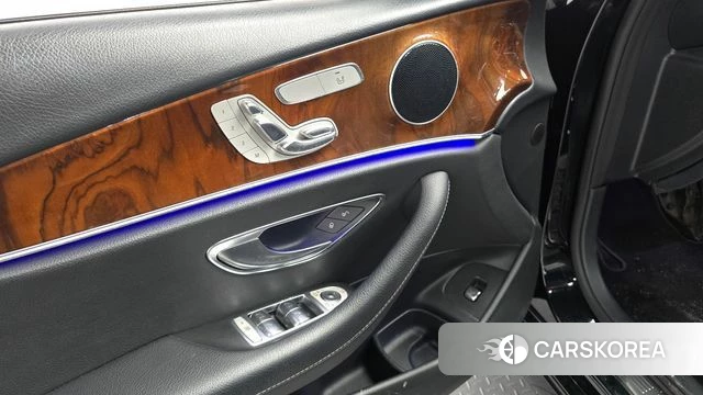 Mercedes-Benz E-Class W213 id 4983015 из Кореи 8