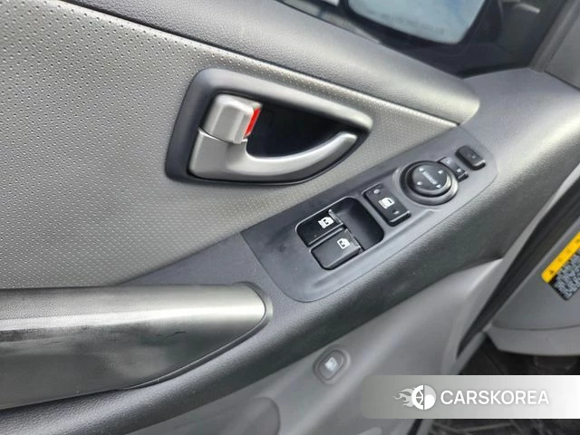 Hyundai The New Grand Starex id 4614804 из Кореи 8