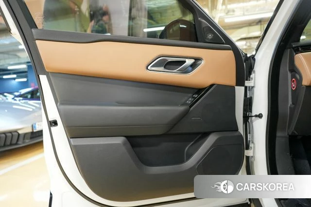Land Rover Range Rover Velar id 5016204 из Кореи 8