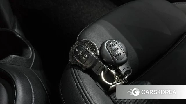 Mini Cooper id 4987882 из Кореи 8