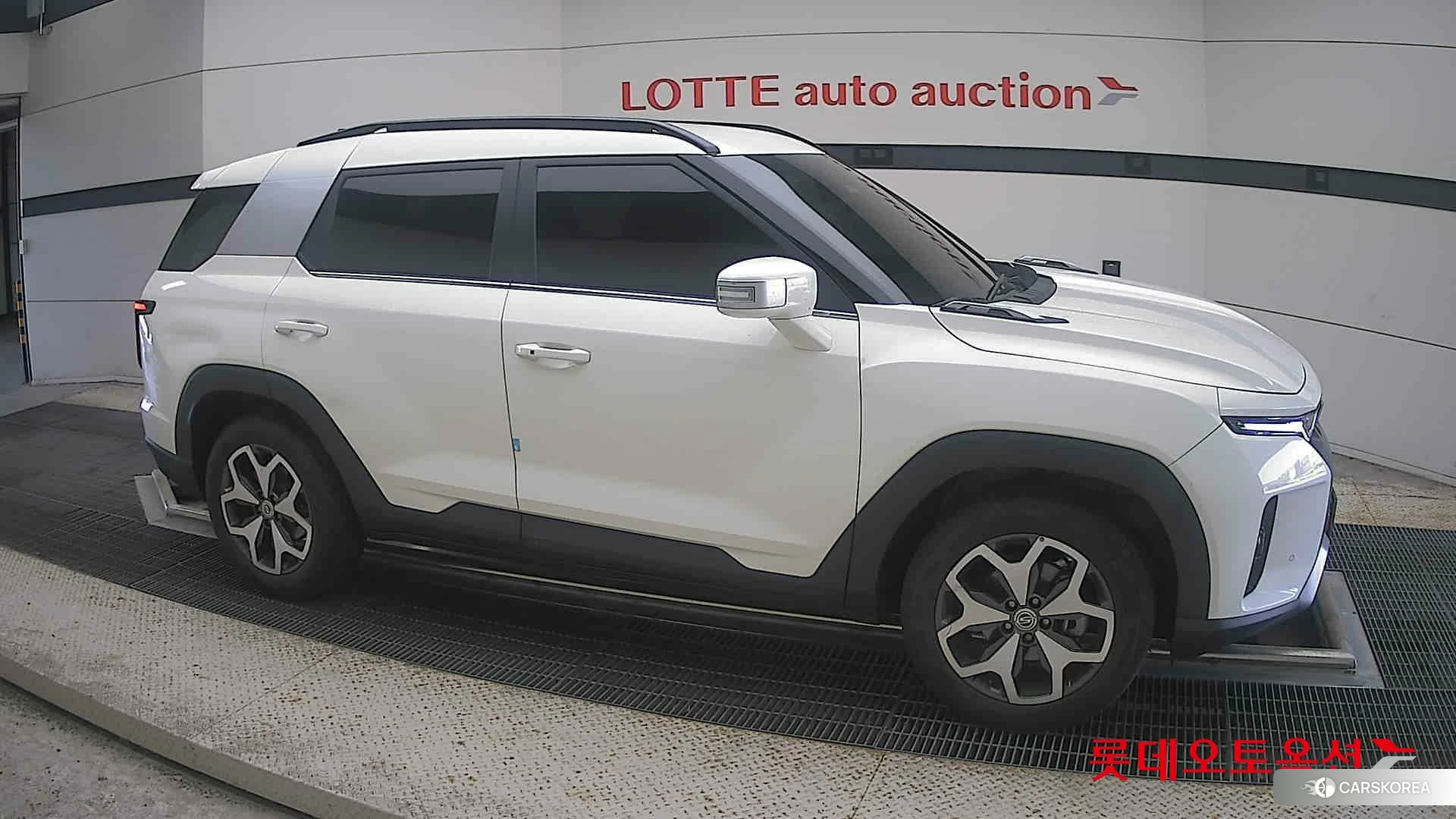 SsangYong Torres id 4990100 из Кореи 8
