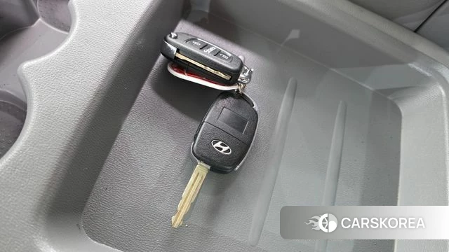 Hyundai The New Grand Starex id 4992629 из Кореи 8