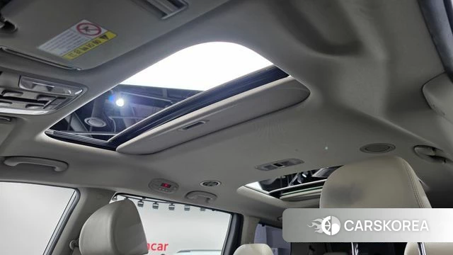 Kia The New Carnival id 5048609 из Кореи 8