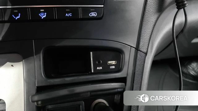 Hyundai The New Grand Starex id 5024118 из Кореи 8