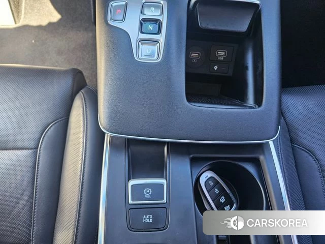 Hyundai The New Grandeur IG Hybrid id 5023118 из Кореи 9