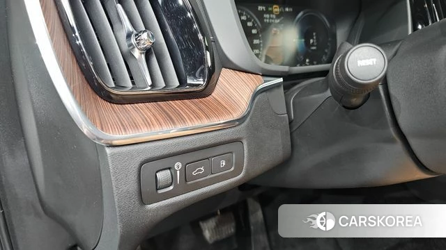 Volvo XC60 second Generation id 4906655 из Кореи 8