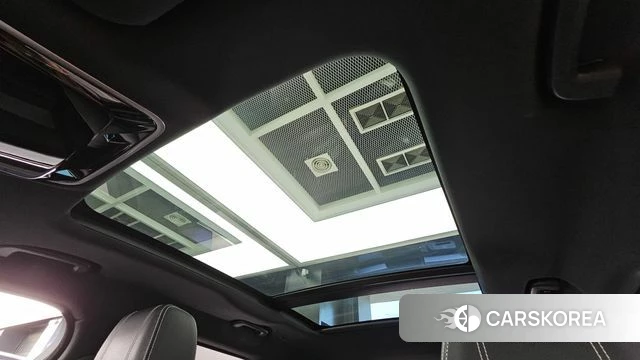 Land Rover Range Rover Velar id 4943708 из Кореи 8
