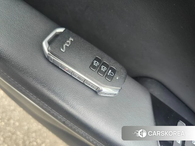 Kia K8 id 5017606 из Кореи 8
