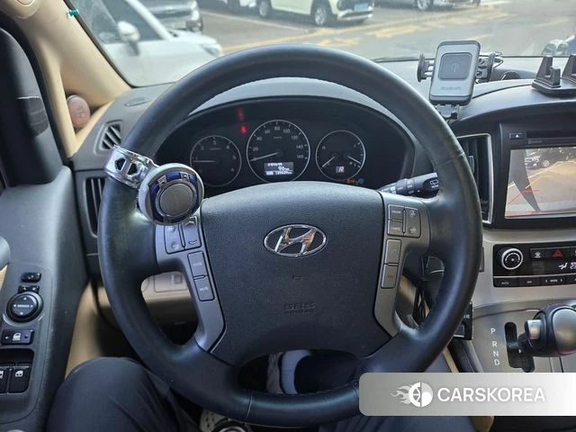 Hyundai The New Grand Starex id 4978246 из Кореи 8