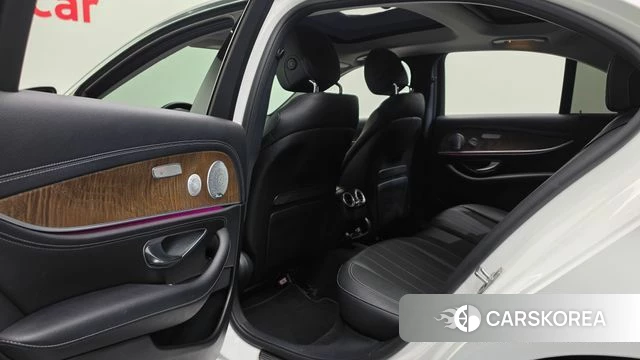 Mercedes-Benz E-Class W213 id 4943846 из Кореи 8