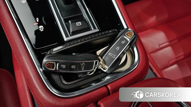 Porsche Panamera (971) id 5013075 из Кореи 8