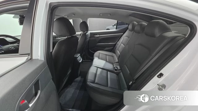 Hyundai The New Avante AD id 4952618 из Кореи 8