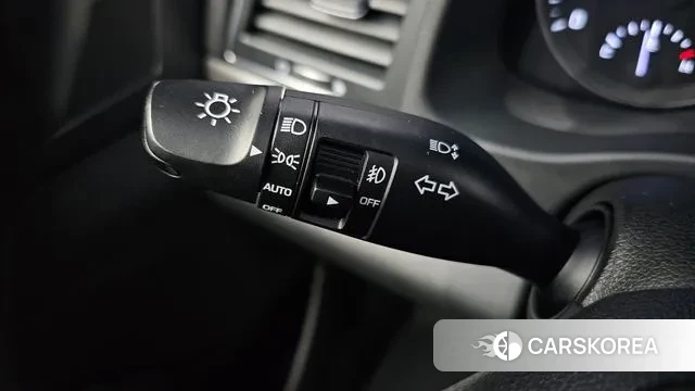 Hyundai Avante AD id 3709423 из Кореи 8