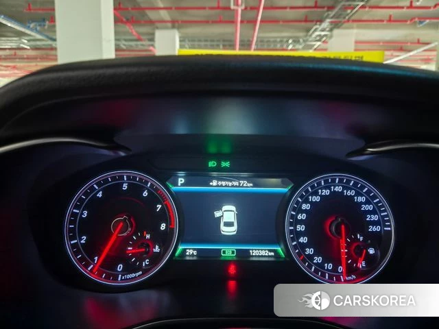 Genesis G70 id 5000772 из Кореи 8