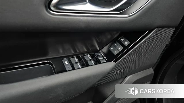 Land Rover Range Rover Velar id 4916250 из Кореи 8