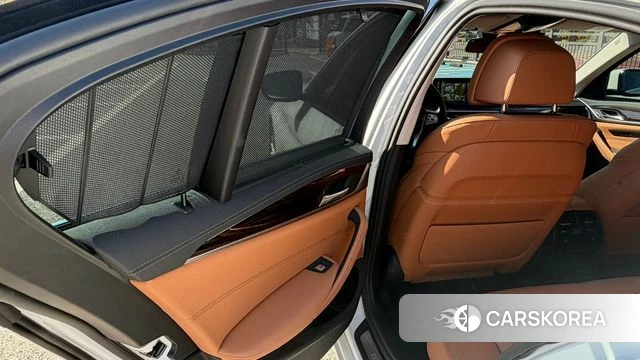 BMW 5 Series (G30) id 4965352 из Кореи 8