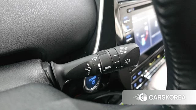 Toyota Prius 4th Generation id 5018602 из Кореи 8