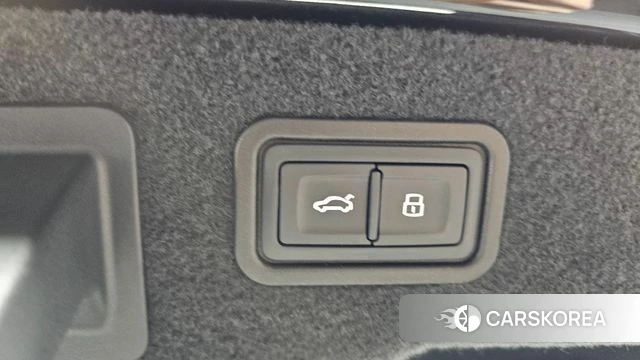 Audi A8 (D5) id 5017524 из Кореи 8