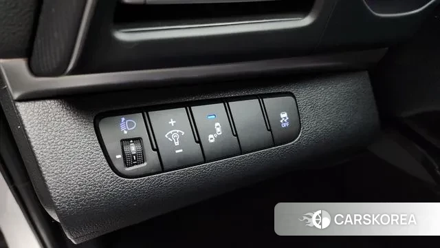 Hyundai The New Avante AD id 3636112 из Кореи 8