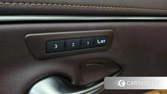 Lexus ES300h 7th generation id 4952799 из Кореи 8