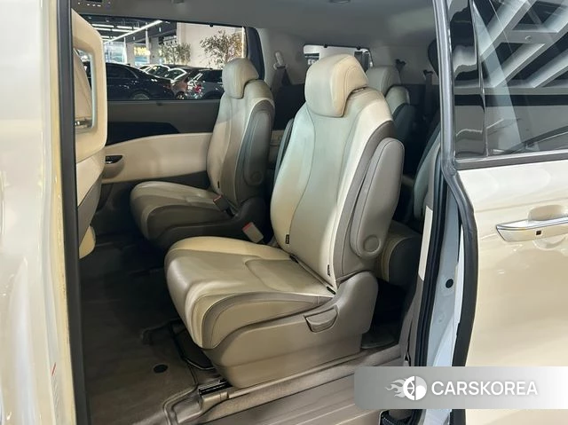 Kia Carnival 4th generation id 4893476 из Кореи 8