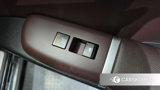 Hyundai Grandeur Hybrid (GN7) id 5016829 из Кореи 8