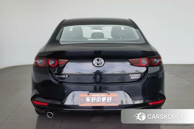 Mazda 3 2021 Черный из Китая, фото 5