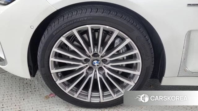 BMW 7 Series (G11) id 5040329 из Кореи 8