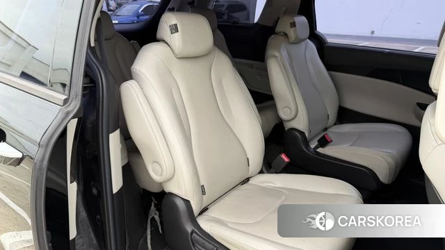 Kia The New Carnival id 5035050 из Кореи 8