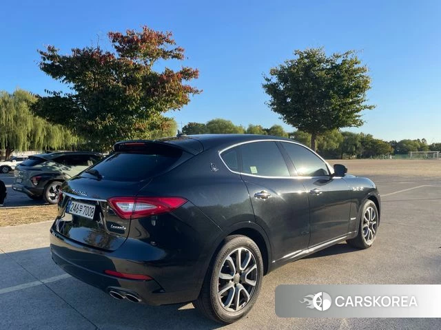 Maserati Levante id 5041603 из Кореи 8