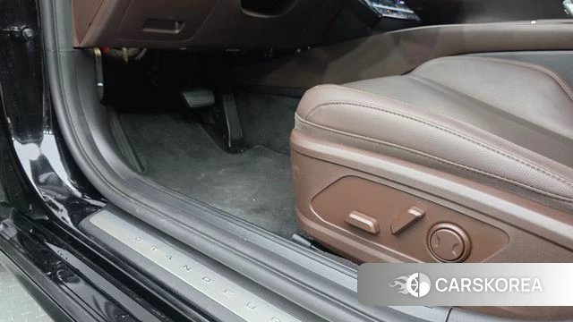 Hyundai Grandeur (GN7) id 4980880 из Кореи 8