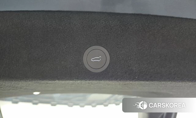 Tesla Model Y id 4940772 из Кореи 8