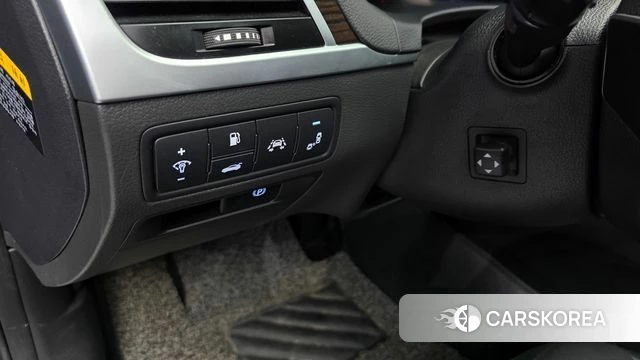 Genesis G80 id 4998656 из Кореи 8
