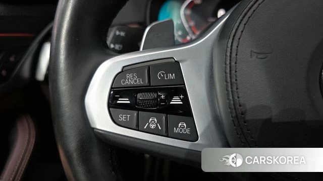 BMW 5 Series (G30) id 4982309 из Кореи 8