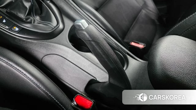 Hyundai Veloster (JS) id 5013609 из Кореи 8