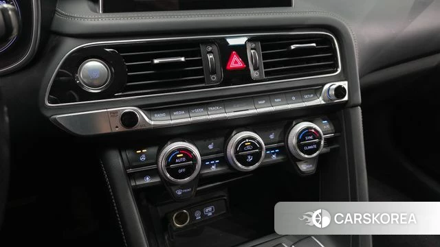 Genesis G70 id 5048461 из Кореи 8