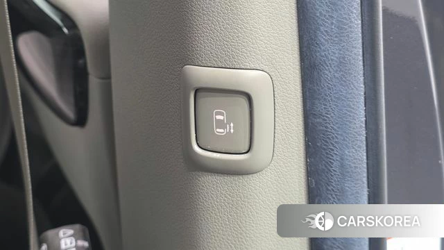 Kia The New Carnival id 5048408 из Кореи 8