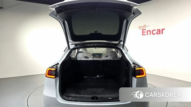 Tesla Model Y id 5012452 из Кореи 8