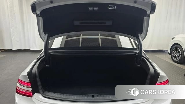 Genesis Electrified G80 (RG3) id 4917607 из Кореи 8