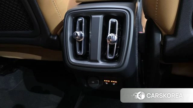 Volvo XC40 id 4929615 из Кореи 8