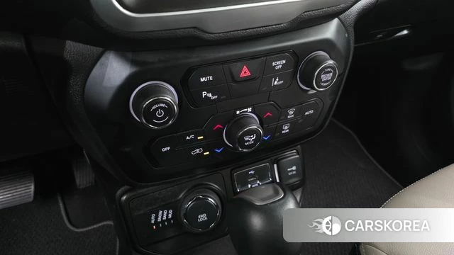 Jeep Renegade id 4992090 из Кореи 8