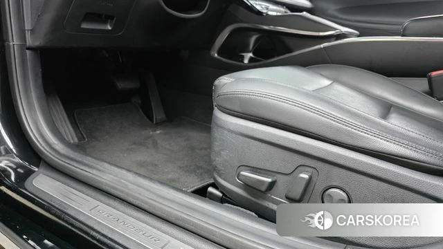 Hyundai The New Grandeur IG id 4702338 из Кореи 8