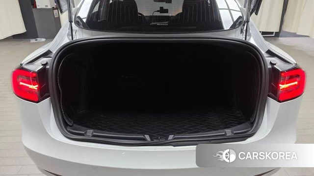 Tesla Model 3 id 4770008 из Кореи 8
