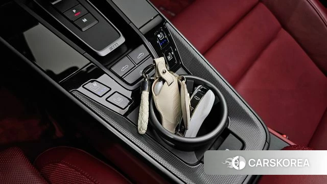 Porsche 911(992) id 5018299 из Кореи 8