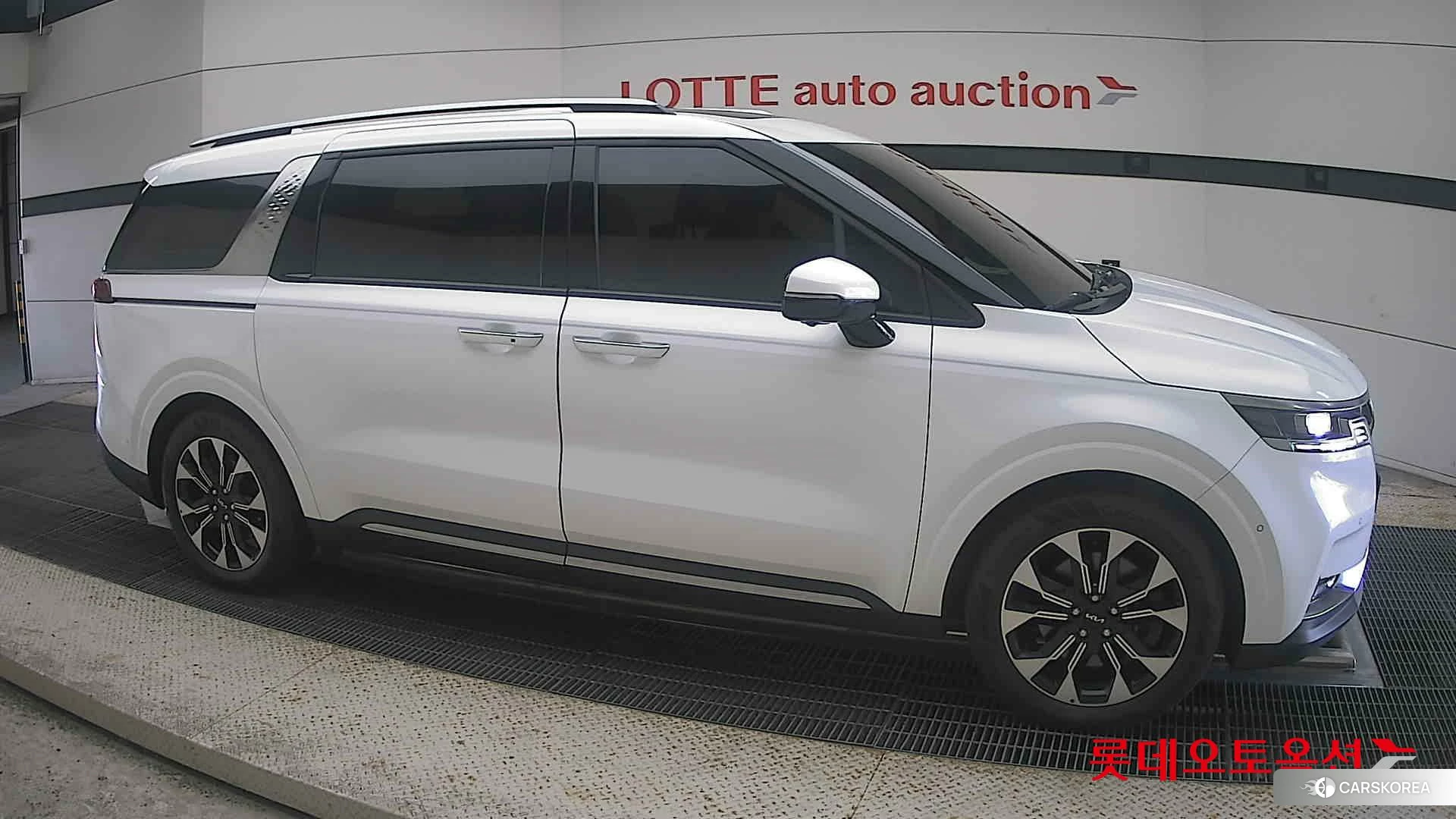 Kia Carnival id 4990044 из Кореи 8